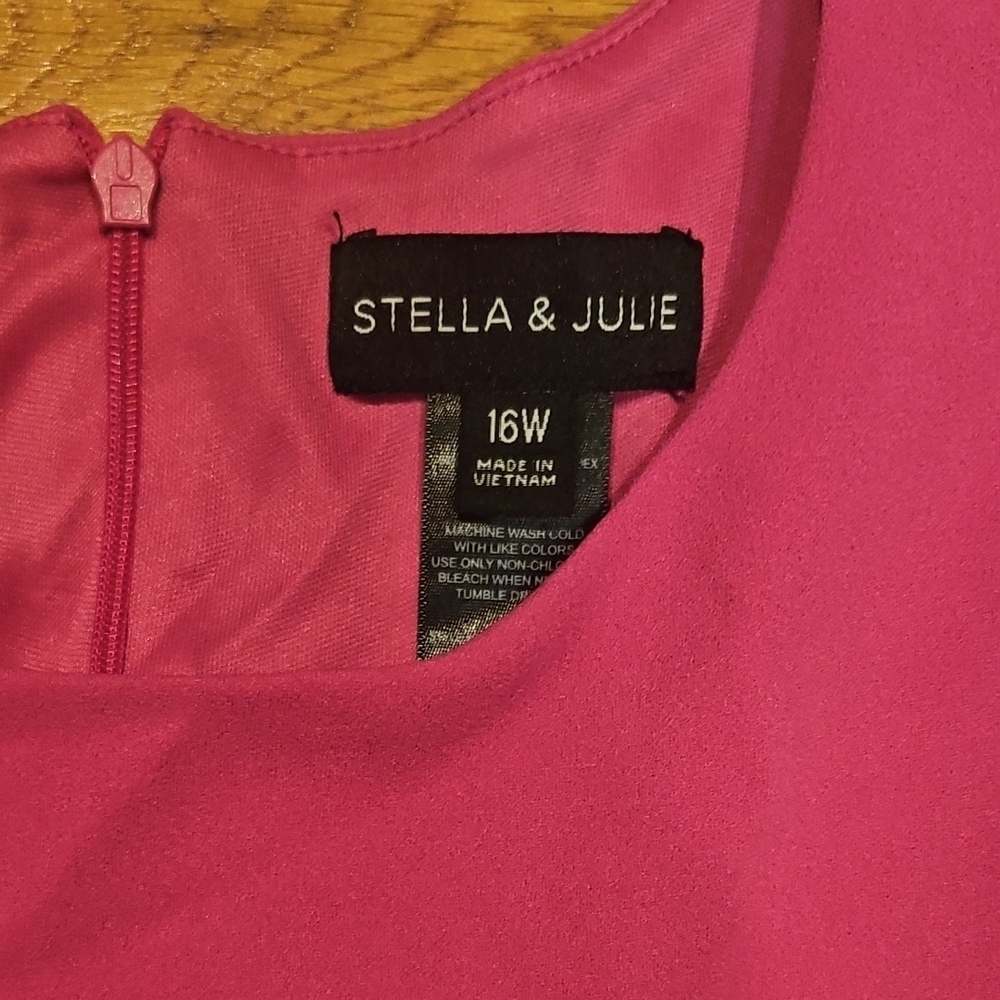 Halston Heritage Vibrant Pink Jumpsuit - Picture 3 of 3